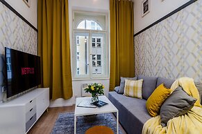 Royal APTs Prague by Michal&Friends