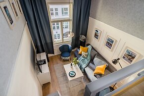 Royal APTs Prague by Michal&Friends