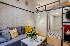 Royal APTs Prague by Michal&Friends