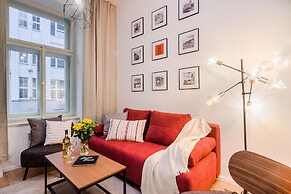 Royal APTs Prague by Michal&Friends