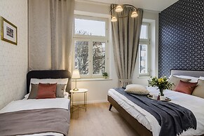 Royal APTs Prague by Michal&Friends