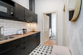 Royal APTs Prague by Michal&Friends