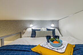 Royal APTs Prague by Michal&Friends