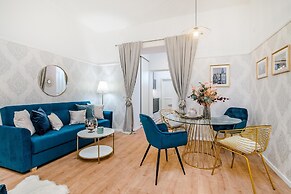 Royal APTs Prague by Michal&Friends