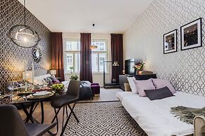 Royal APTs Prague by Michal&Friends