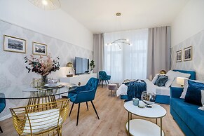 Royal APTs Prague by Michal&Friends