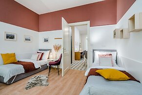 Royal APTs Prague by Michal&Friends