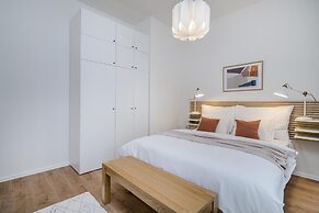 Royal APTs Prague by Michal&Friends