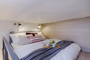 Royal APTs Prague by Michal&Friends