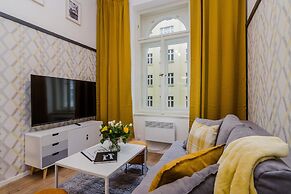 Royal APTs Prague by Michal&Friends