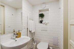 Royal APTs Prague by Michal&Friends