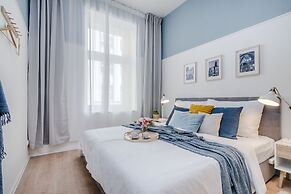 Royal APTs Prague by Michal&Friends