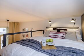 Royal APTs Prague by Michal&Friends