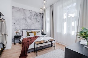 Royal APTs Prague by Michal&Friends