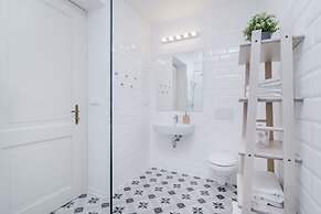 Royal APTs Prague by Michal&Friends