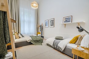 Modern APT in Center by Michal&Friends