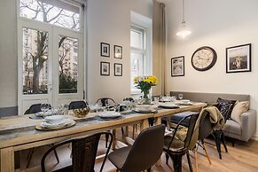 Modern APT in Center by Michal&Friends