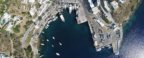 Aelia Collection Suites - Adults Only