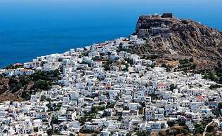 Aelia Collection Suites - Adults Only