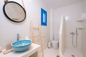 Aelia Collection Suites - Adults Only