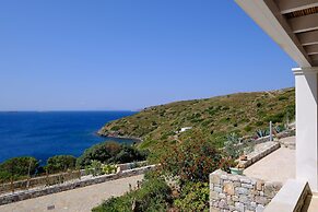 Aelia Collection Suites - Adults Only