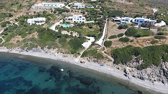 Aelia Collection Suites - Adults Only