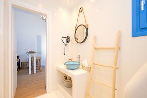 Aelia Collection Suites - Adults Only