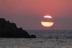 Aelia Collection Suites - Adults Only