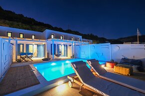 Aelia Collection Suites - Adults Only