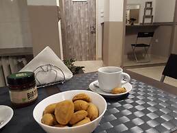 Central Cozy Cute Downtown Studio 1BR