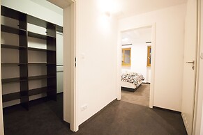 Lucky Apartments  Wita Stwosza 15