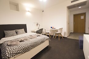 Lucky Apartments  Wita Stwosza 15