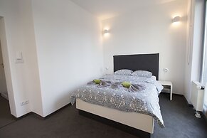 Lucky Apartments  Wita Stwosza 15