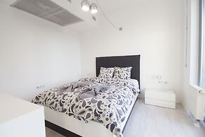 Lucky Apartments  Wita Stwosza 15