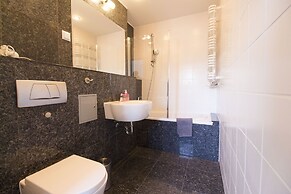 Lucky Apartments  Wita Stwosza 15