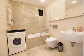 Lucky Apartments  Wita Stwosza 15