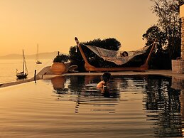 Belvedere Waterfront Villa & Suites - The Leading Hotels of the World