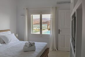 Ortus White Mykonian Luxury Villa
