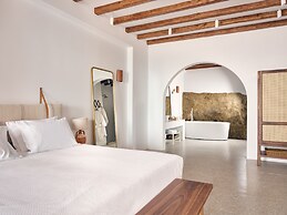 Belvedere Hilltop Complex Rooms & Suites - The Leading Hotels of the W