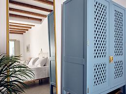 Belvedere Hilltop Complex Rooms & Suites - The Leading Hotels of the W