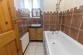 Tower Bridge Accommodation - 1