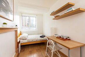 Tower Bridge Accommodation - 1