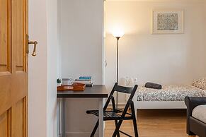 Tower Bridge Accommodation - 1