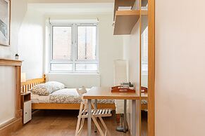 Tower Bridge Accommodation - 1