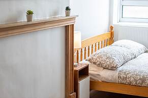 Tower Bridge Accommodation - 1