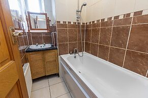 Tower Bridge Accommodation - 1