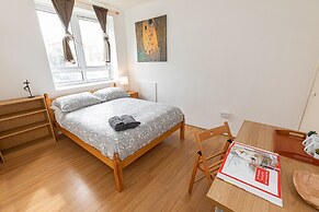 Tower Bridge Accommodation - 1