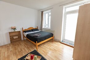 Tower Bridge Accommodation - 5