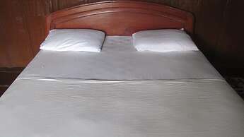 Hotel Germain - Ganvie Holiday Resort