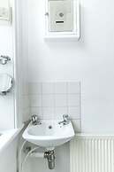 Spacious 1BR Period Apartment Hampstead